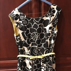 The Limited floral belted dress - size 6